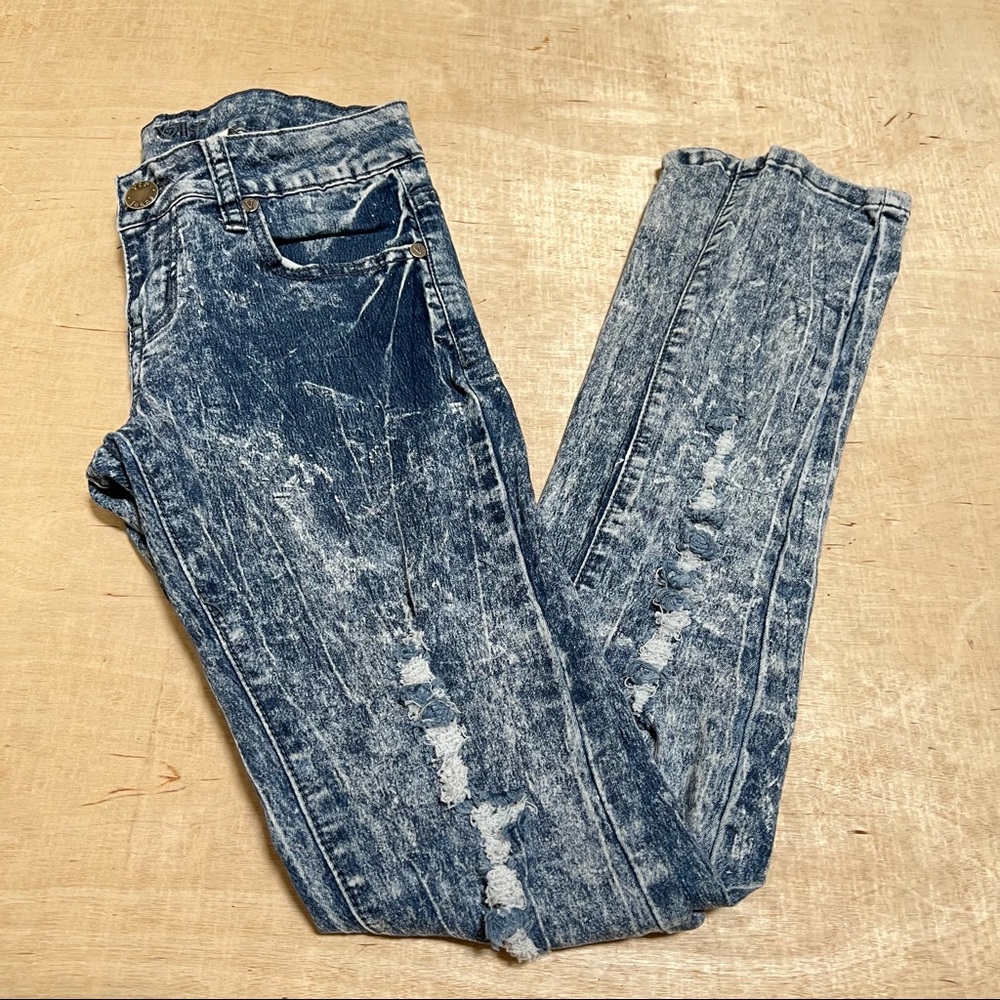 Size 1 / 2 VIP Distressed Jeans
